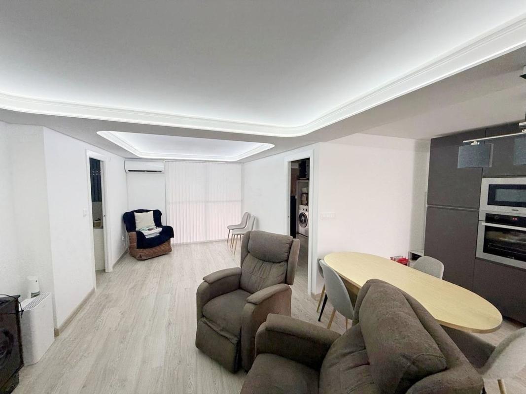 Venta de piso en Piso en Calle Capità Gaspar Ortiz, Plaza Crevillente-Juzgados, Elche / Elx, Elche / Elx
 photo 2