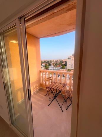 Venta de piso en Nueva Torrevieja - Aguas Nuevas, Torrevieja
photo 1