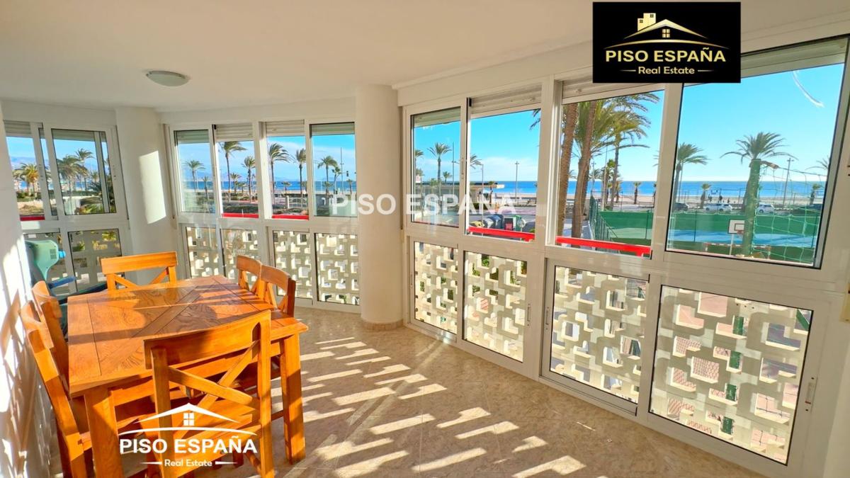 Sale of apartment in Piso en Avenida de Niza, Playa de San Juan, Alicante / Alacant, Alicante
 photo 2
