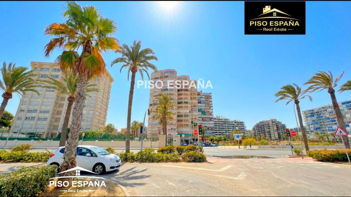 Sale of apartment in Piso en Avenida de Niza, Playa de San Juan, Alicante / Alacant, Alicante
 photo 4