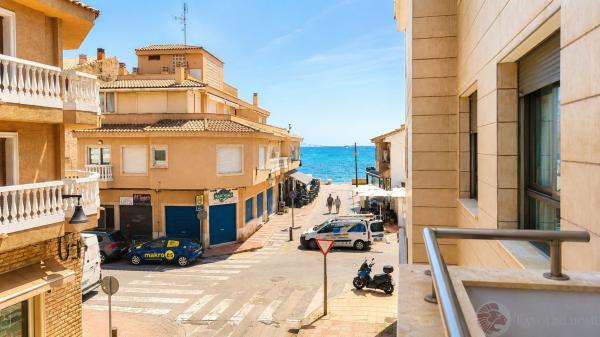 Sale of flat in Piso en Avenida del Carrer de la Mar, 5, Campello Playa, El Campello, El Campello
photo 1