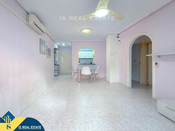Venta de piso en Piso en Avenida Habaneras - Curva de Palangre, Torrevieja, Torrevieja
thumbnail 3