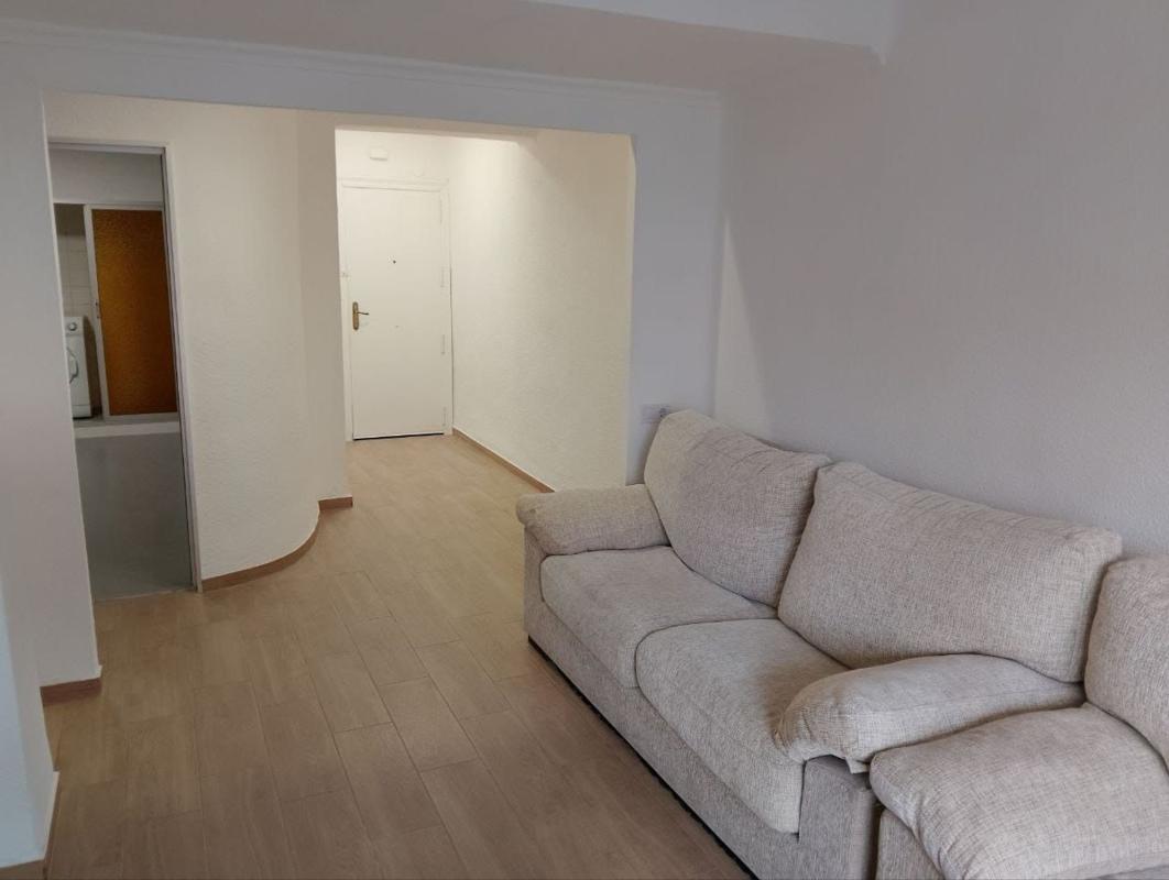 Venta de piso en Parque Avenidas - Vistahermosa, Alicante / Alacant
photo 4