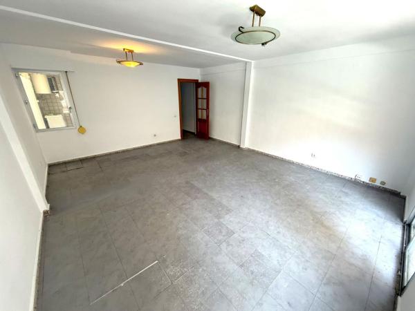 Venta de piso en Piso en Calle Francisco Montero Pérez, Los Ángeles, Alicante / Alacant, Alicante / Alacant
thumbnail 3