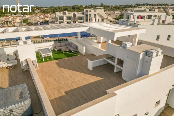 Venta de piso en Piso en Calle Pego, Los Balcones - Los Altos del Edén, Torrevieja, Torrevieja
photo 1