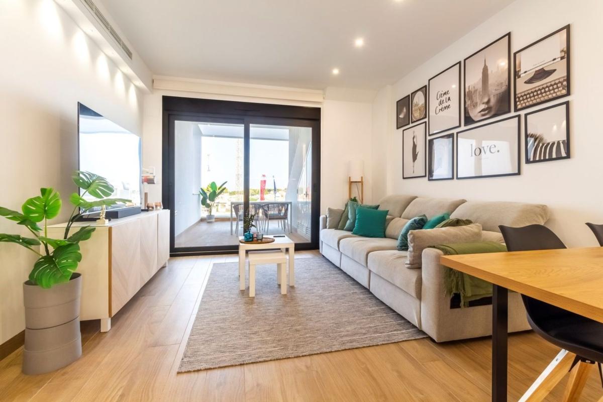 Venta de piso en Piso en Calle Pego, Los Balcones - Los Altos del Edén, Torrevieja, Torrevieja
 photo 3