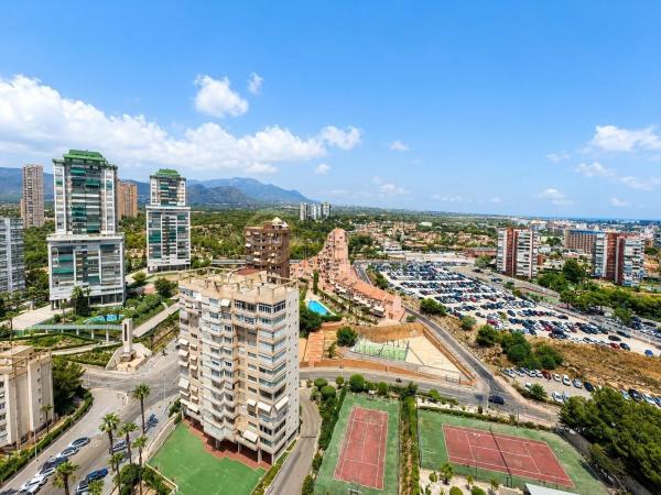 Sale of flat in Piso en Playa de Poniente, Benidorm, Benidorm
thumbnail 2