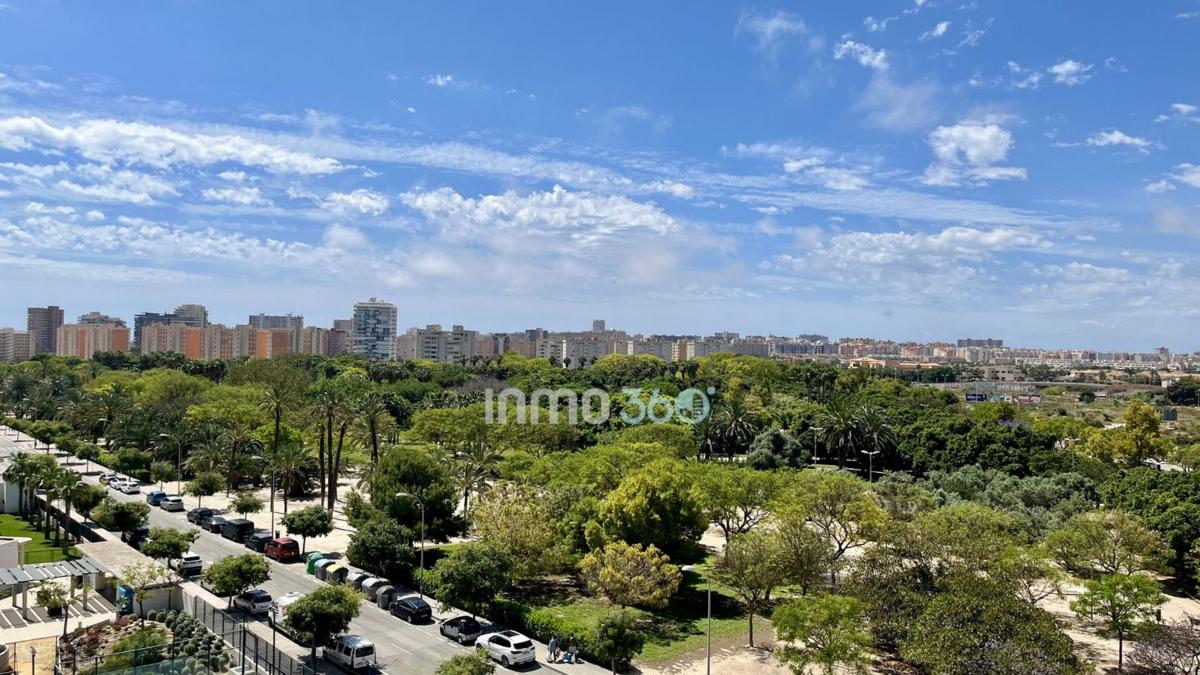 Venta de piso en Piso en Periodista Tirso Marín, PAU 5, Alicante / Alacant, Alicante / Alacant
 photo 2