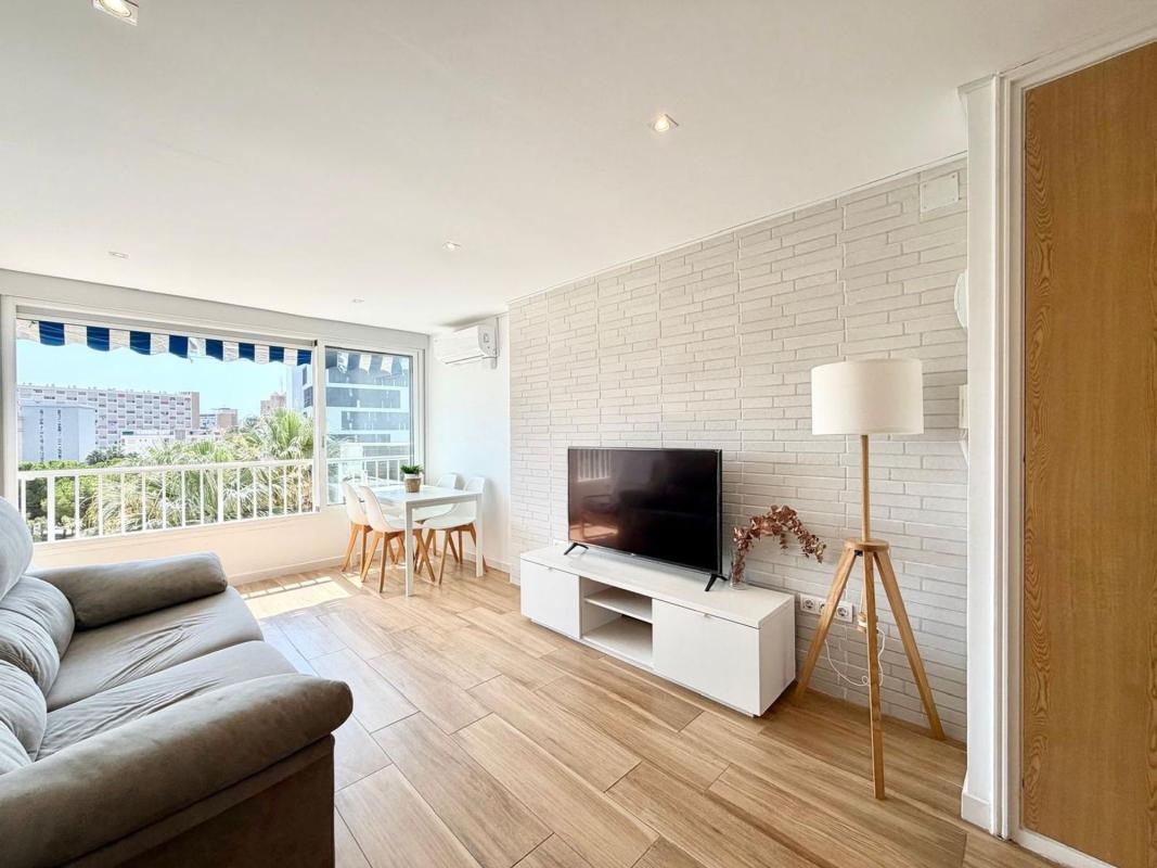Venta de piso en Piso en Benidorm, Playa de San Juan, Alicante / Alacant, Alicante / Alacant
photo 2