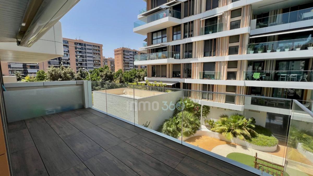 Venta de piso en Piso en Avenida Artista Remigio Soler López, PAU 5, Alicante / Alacant, Alicante / Alacant
photo 4
