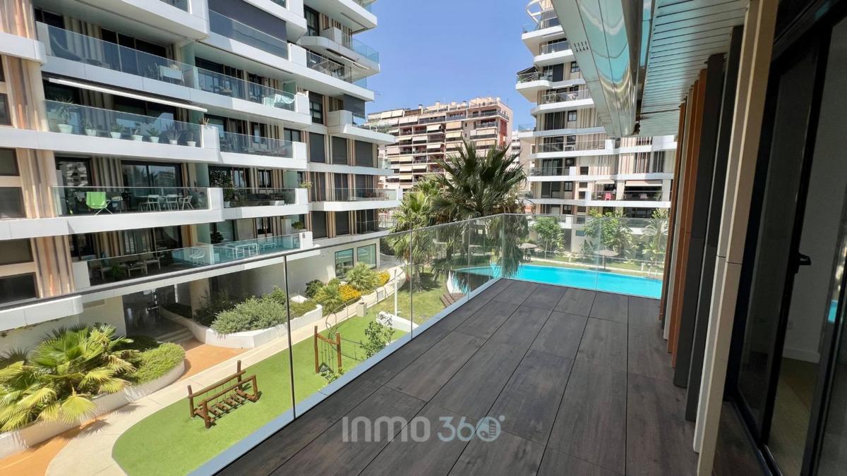 Venta de piso en Piso en Avenida Artista Remigio Soler López, PAU 5, Alicante / Alacant, Alicante / Alacant
photo 5