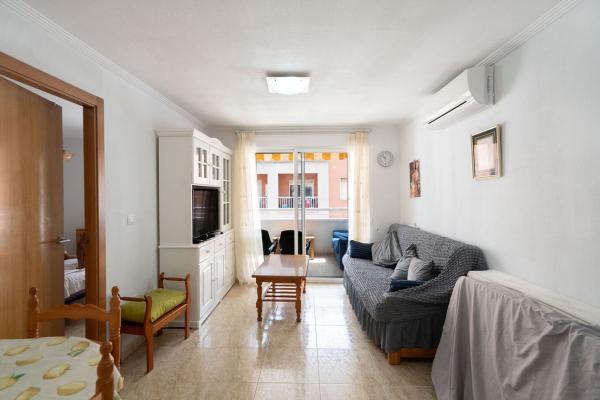 Venta de piso en Piso en Calle Patricio Zammit, Antonio Machado, Torrevieja, Torrevieja
 photo 4