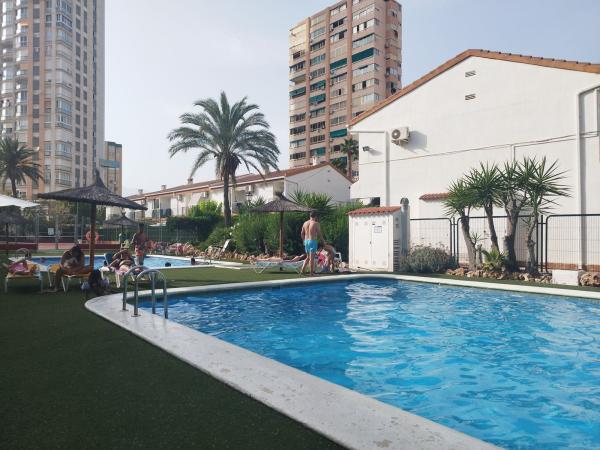 Chalet adosado en Juan Fuster Zaragoza, 10, Zona Rincón Bajo, Benidorm photo 4