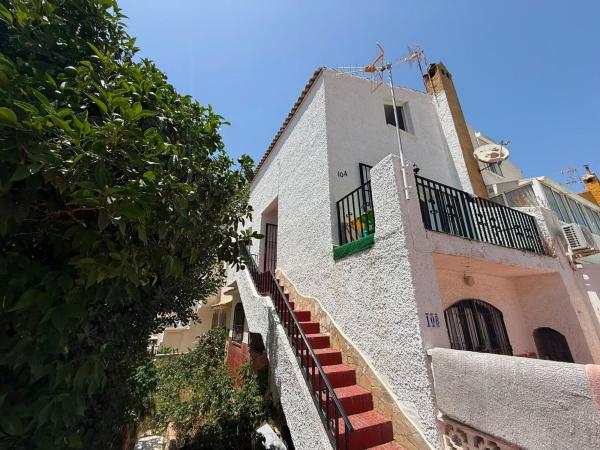 Casa o chalet independiente en Calle Matilde Peñaranda, 92, Nueva Torrevieja, Torrevieja photo 1