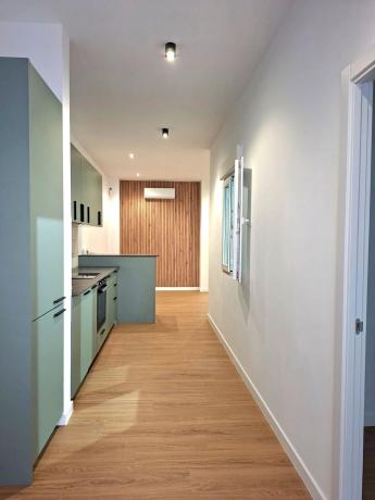 Квартира на продажу на Piso en Calle de San Carlos, 69, Carolinas Bajas, Alicante / Alacant, Аликанте / Алакант photo 1