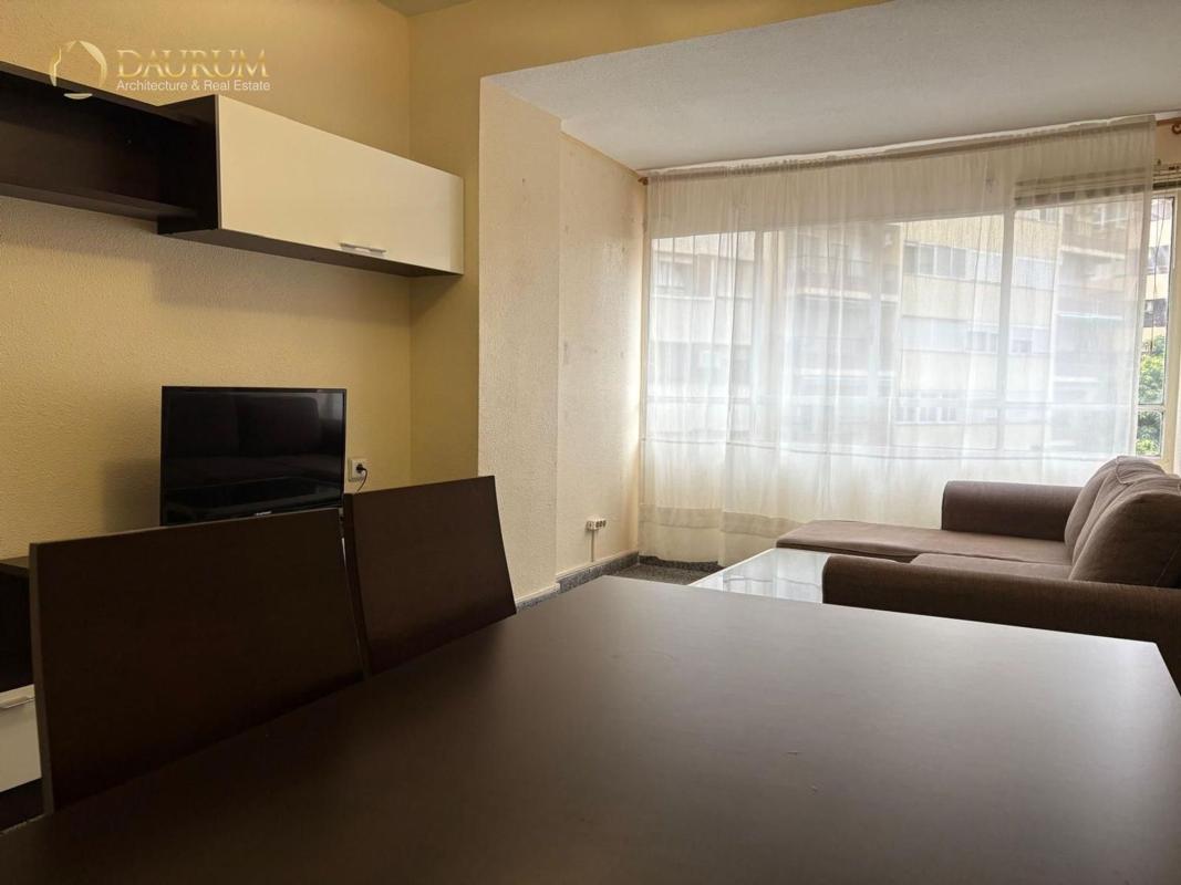 Venta de piso en Campoamor-Carolinas-Altozano, Alicante / Alacant
photo 2