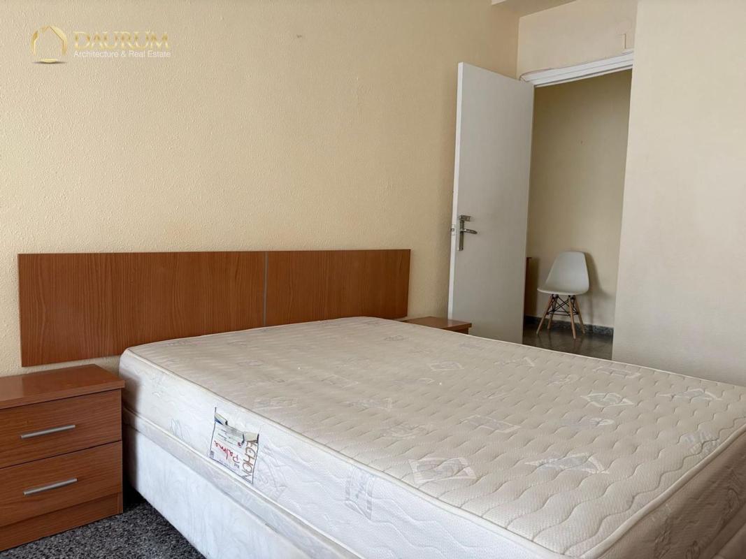 Venta de piso en Campoamor-Carolinas-Altozano, Alicante / Alacant
photo 3