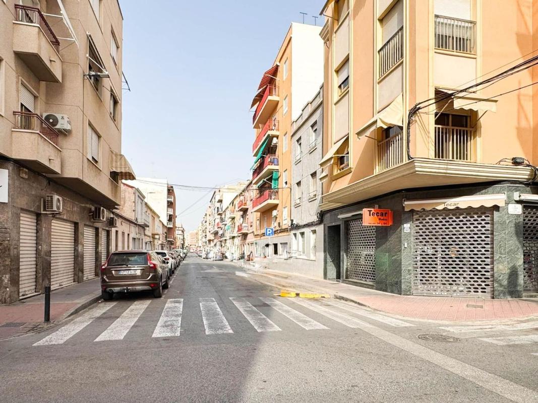 Sprzedaż mieszkania w Piso en Calle Patricio Ruiz Gómez, Carrús Este, Elche / Elx, Elche / Elx
photo 3