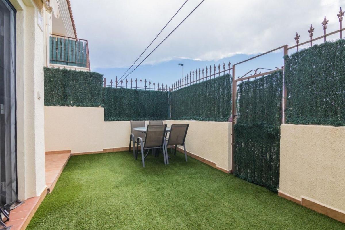 Продажа таунхауса в Chalet adosado en Gran Vista-Olivo de Oro, Gran Alacant , Гран-Алакант photo 2