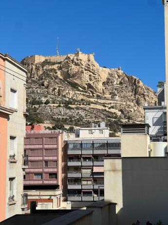 Ático en venta en centro , Alicante / Alacant thumbnail 2