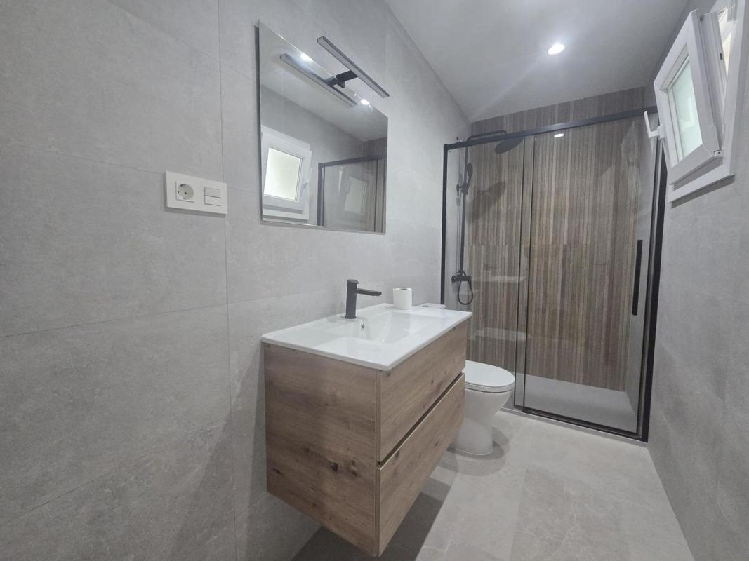 Properties for sale and rent in Spain photo 3