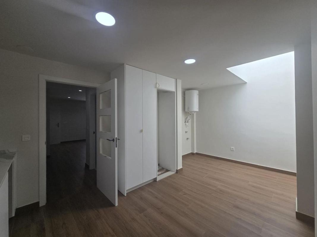 Properties for sale and rent in Spain photo 5