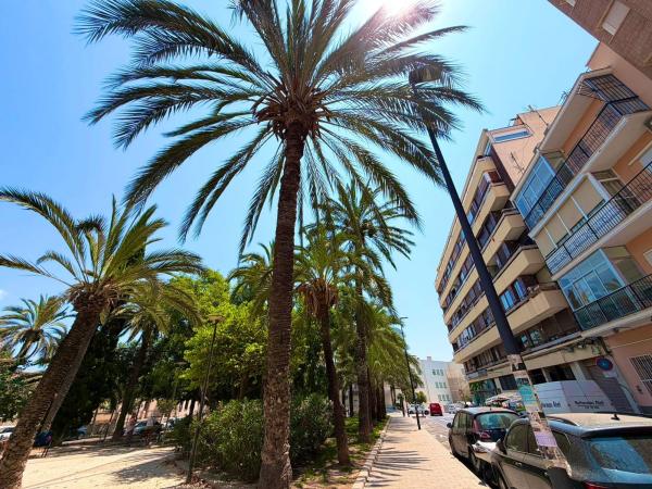 Sprzedaż mieszkania w Campoamor-Carolinas-Altozano, Alicante / Alacant
thumbnail 2