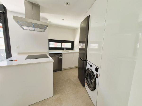 Venta de piso en Benalúa-La Florida-Babel-San Gabriel, Alicante / Alacant
 photo 3