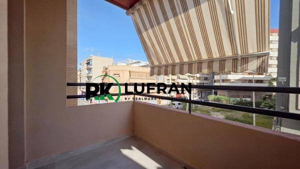 Квартира на продажу на Piso en Carolinas Altas, Alicante / Alacant, Аликанте / Алакант thumbnail 3