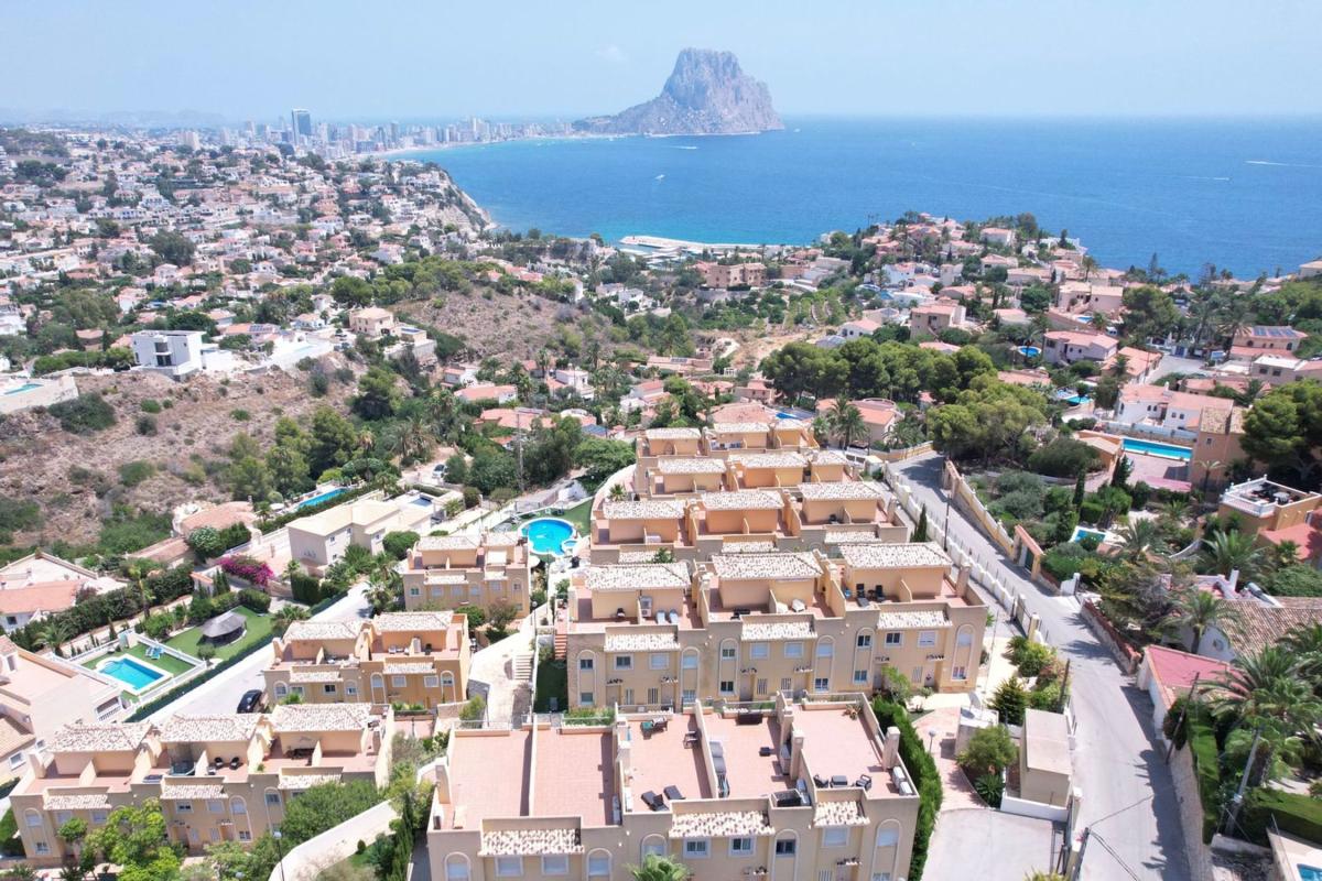 Venta de chalet adosado en  Chalet adosado en Partida Maryvilla, Maryvilla, Calpe , Calpe photo 3