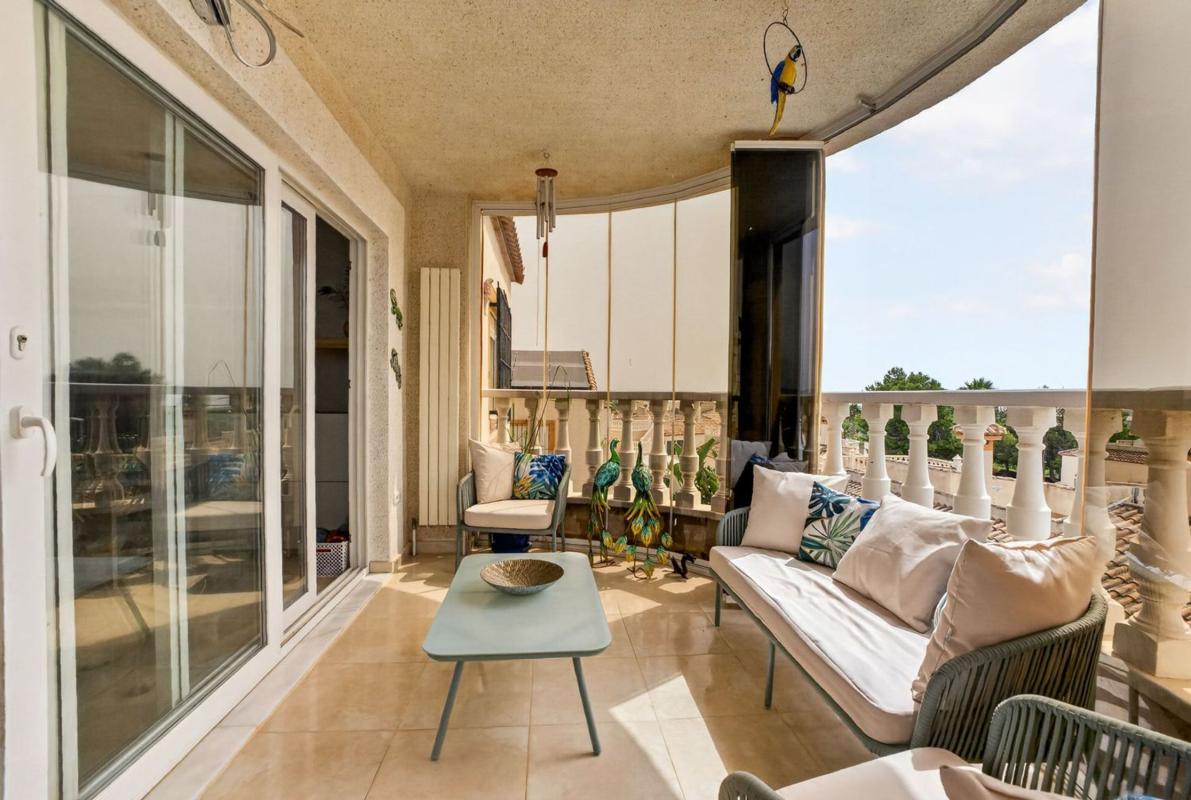 Sprzedaż niezależnego domku jednorodzinnego w Casa o chalet independiente en Calle Río Segura, 11, Centro, San Miguel de Salinas, San Miguel de Salinas photo 5