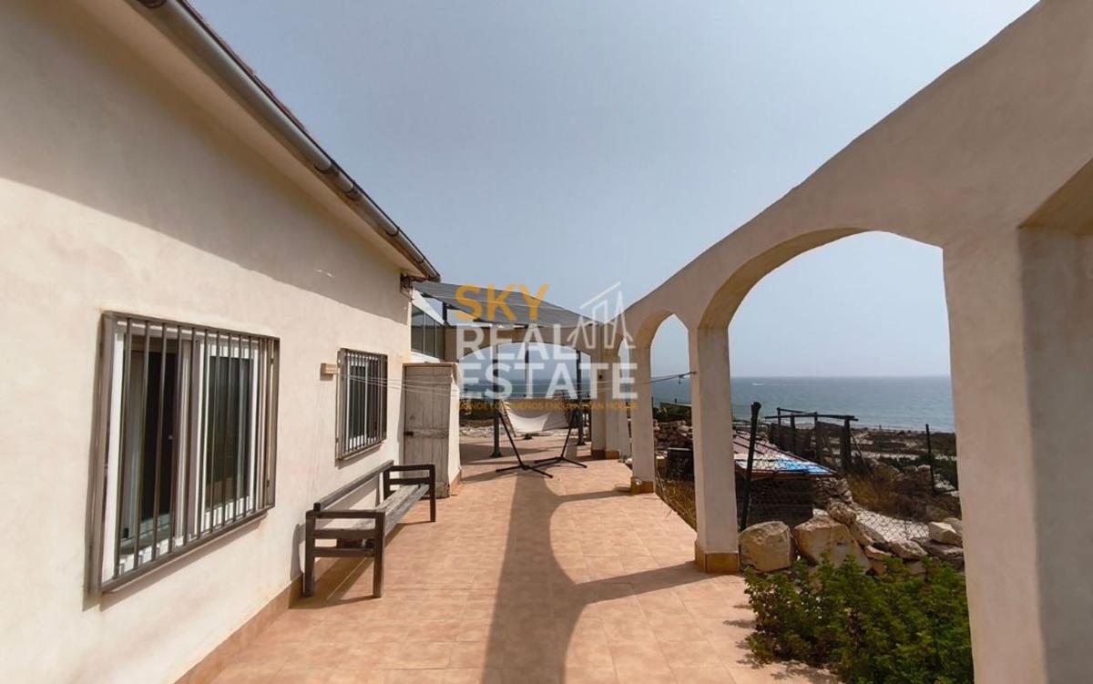 Properties for sale and rent in Spain photo 3