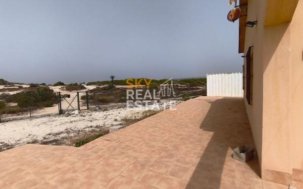 Casa o chalet independiente en Agua Amarga, El Palmeral-Urbanova-Tabarca, Alicante / Alacant photo 4