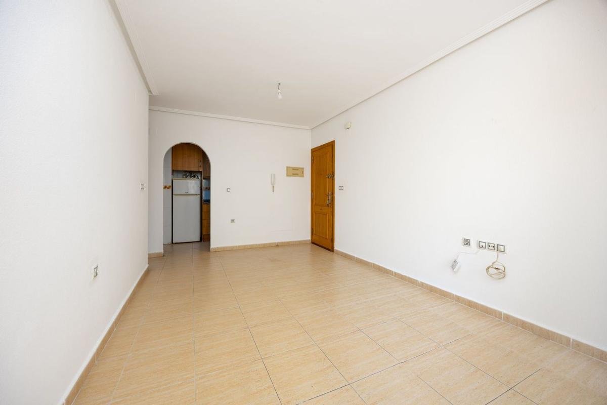 Sprzedaż mieszkania w Piso en Juan Mateo Garcia, 68, El Molino, Torrevieja, Torrevieja
 photo 4