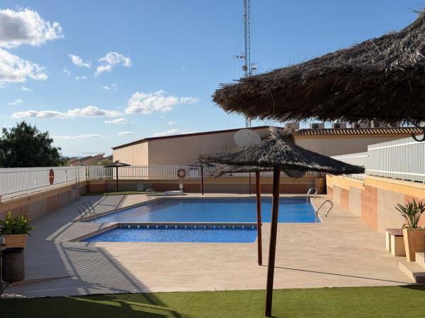 Chalet adosado en Avenida D'Escandinàvia, 2, Monte y Mar, Gran Alacant photo 3