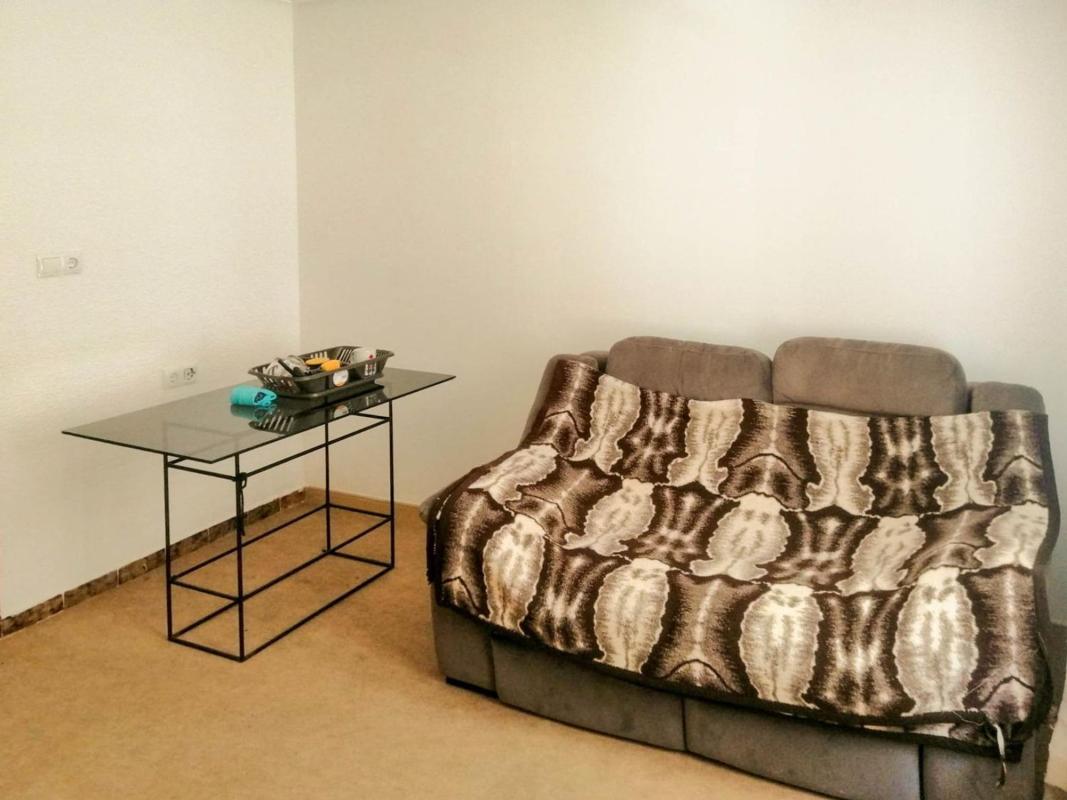 Продажа квартиры на Piso en Calle Pintor Pérez Pizarro, Virgen del Remedio - Parque lo Morant, Alicante / Alacant, Аликанте / Алакант
photo 3