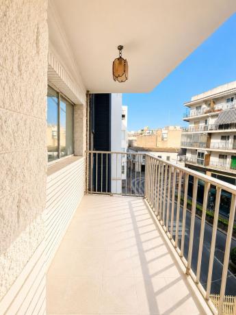 Квартира на продажу на Piso en Playa de Levante, Benidorm, Бенидорм photo 1
