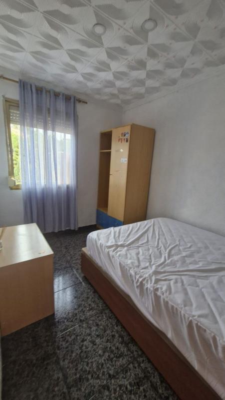 Sale of apartment in Piso en Calle Cronista Figueras Pacheco, 16, Colonia Requena - Virgen del Carmen, Alicante / Alacant, Alicante
 photo 4