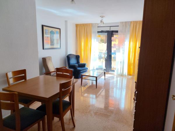 Sale of flat in Piso en Plaza d'Amèrica, 2, Campoamor, Alicante / Alacant, Alicante
photo 1