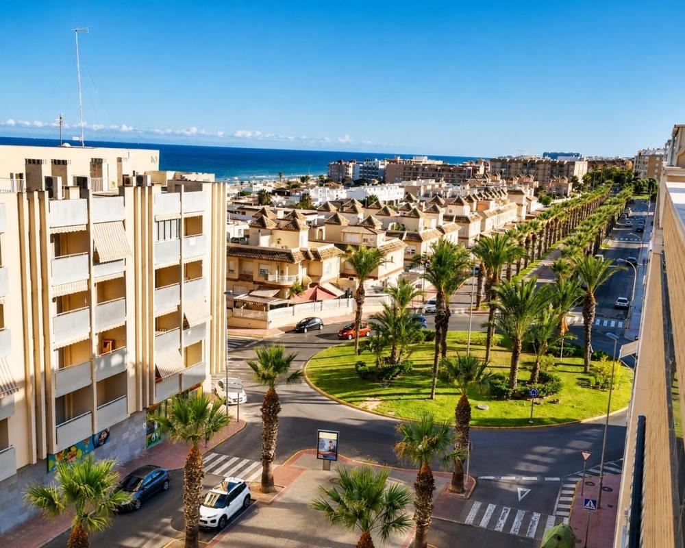 Venta de piso en Piso en Avenida del Mediterrani, Guardamar Playa, Guardamar del Segura, Guardamar del Segura
photo 1