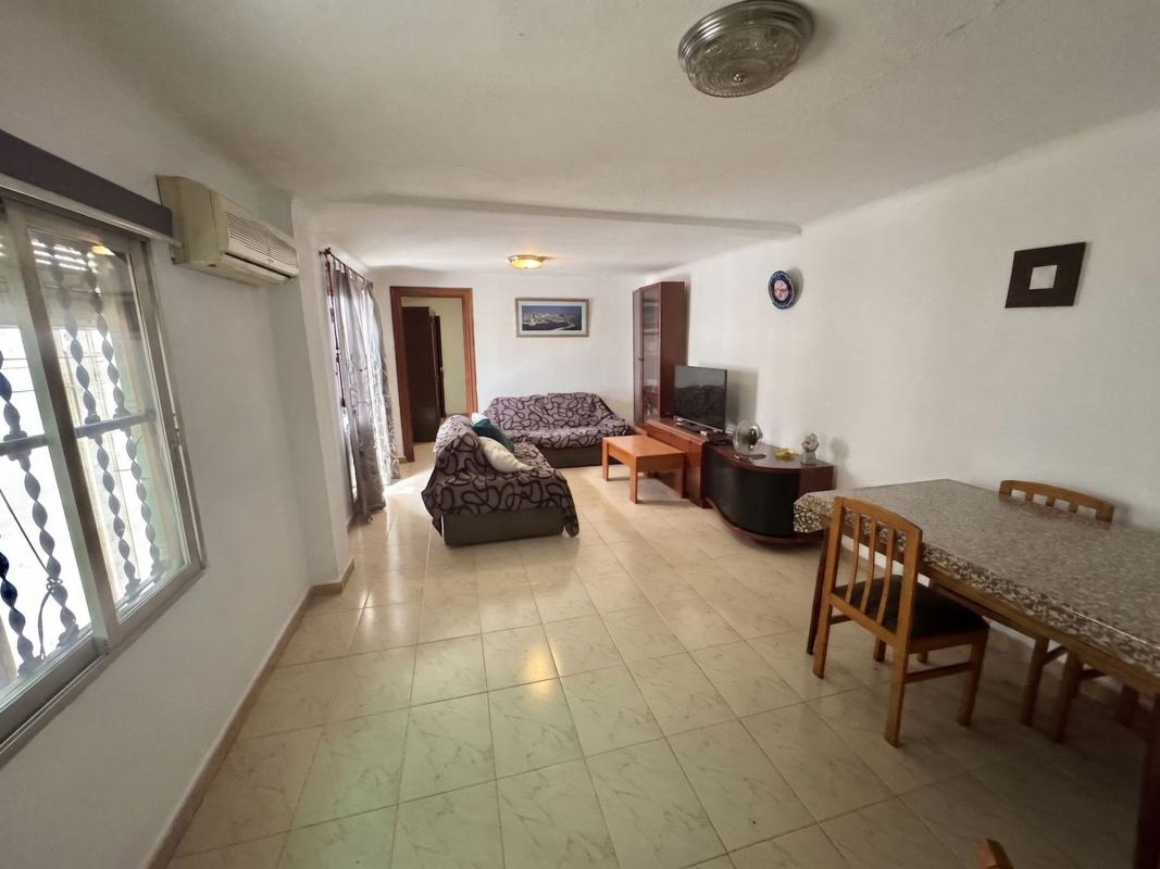 Budynek Mieszkalny o powierzchni 205m2 na sprzedaż w Alicante / Alacant photo 3
