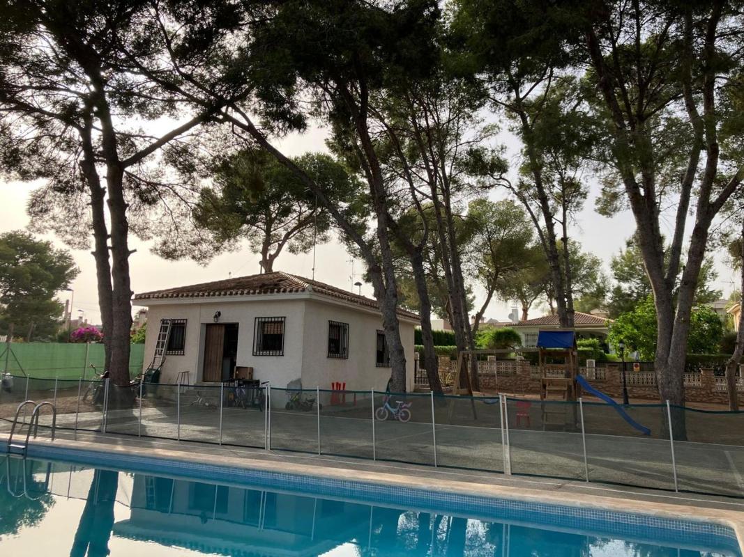 Terreno en venta en Pilar de la Horadada, Alicante photo 2