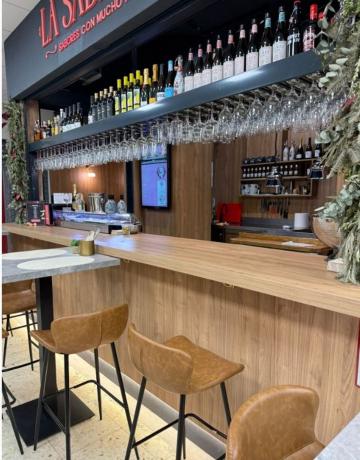 Bar en Calle Churruca, Ensanche-Diputación, Alicante / Alacant photo 1