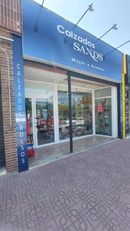Tienda de ropa en Avenida del Doctor Jiménez Díaz, 24, San Blas, Alicante / Alacant photo 1