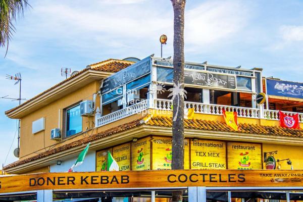 Bar, pub en Avenida de Noruega, Mediterráneo-Novamar, Gran Alacant thumbnail 2