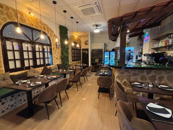 Restaurante en Calle la Loma, 90, Avenida Habaneras - Curva de Palangre, Torrevieja photo 1