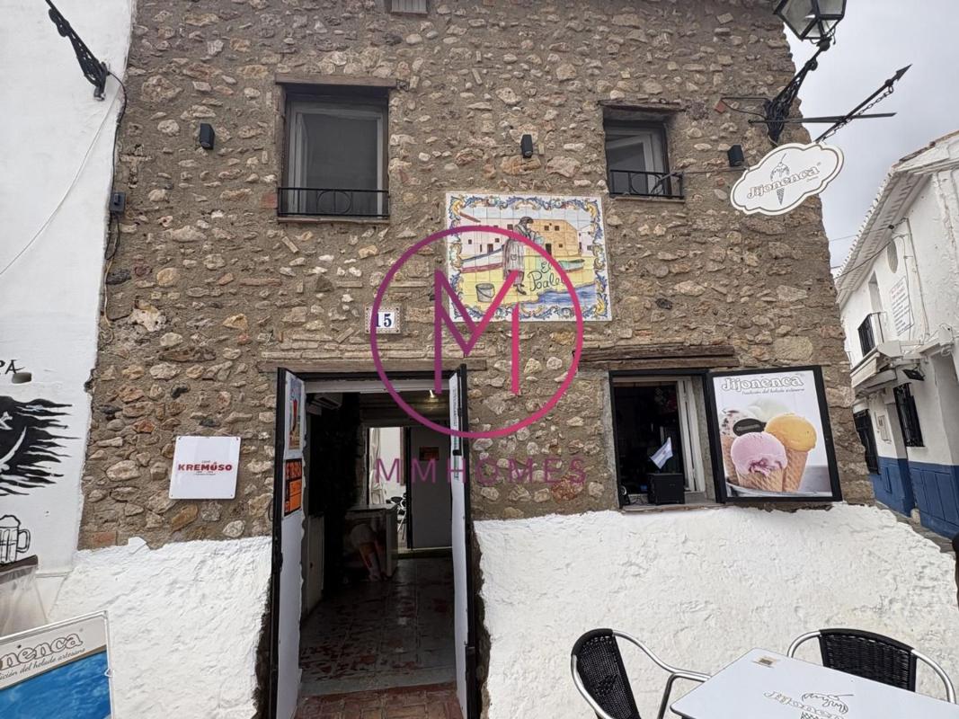 Propiedades en venta y alquiler en España photo 5