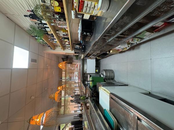 Bar, restaurante en Martin Luther King, Benisaudet, Alicante / Alacant photo 4