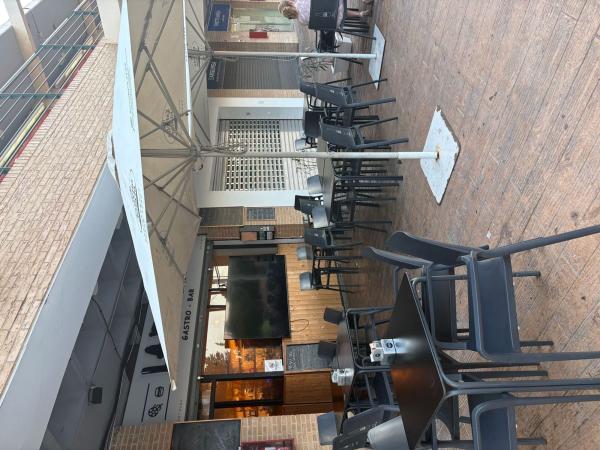 Bar en Avenida de Ansaldo, 31, La Albufereta, Alicante / Alacant thumbnail 3
