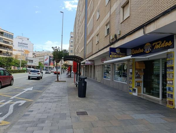 Negocio en Avenida Doctor Gregorio Marañón, 7, Puerto Deportivo, Torrevieja photo 4